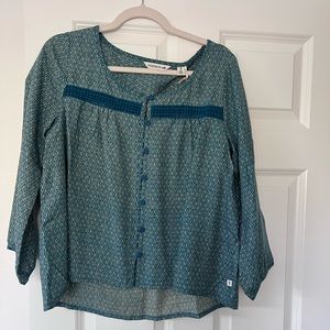 Toad and Co floaty tinsel top.